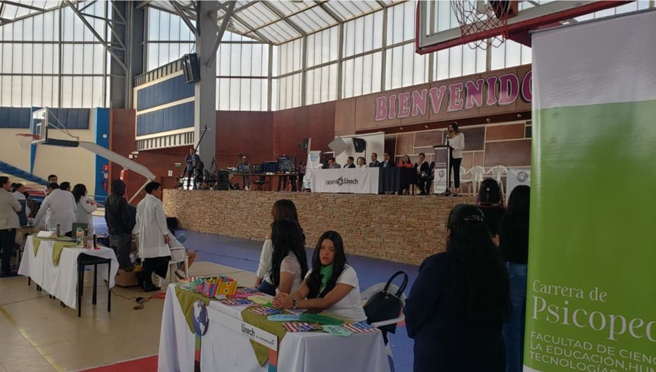 Nivelación - Feria Académica UNACH - registro fotográfico 01